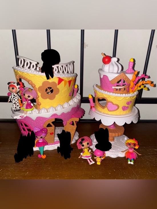 Other - Lalaloopsy minis Super Silly Party play set with 8 dolls